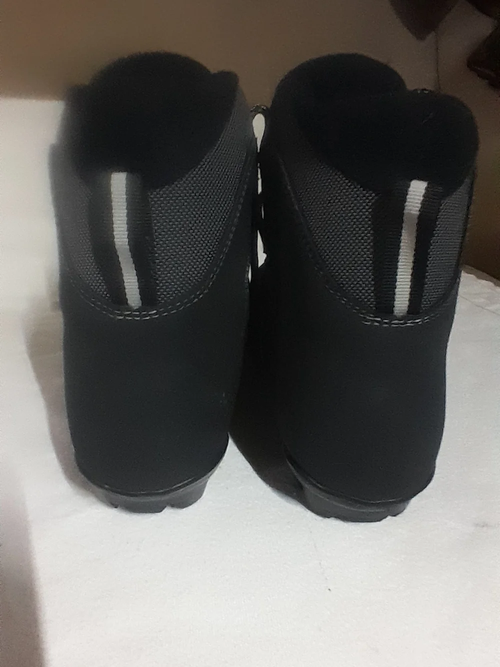 Men's Black Waterproof Lace-Up Winter Boots